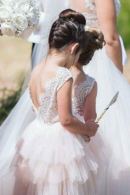 Cute Round Neck White Flower Girl Dresses Open Back Tulle Wedding Party Dresses STG15136