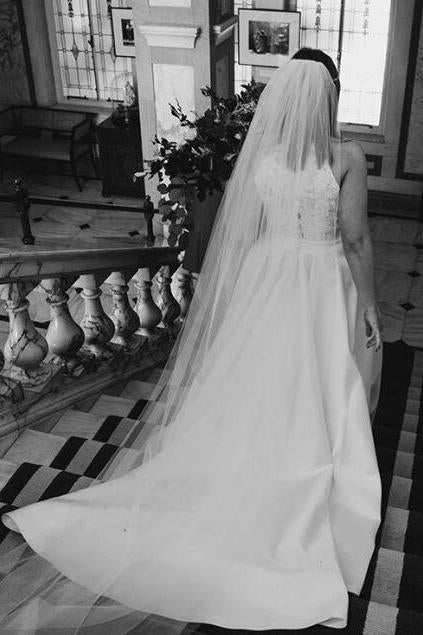 A Line Halter Ivory Satin Sleeveless Wedding Dresses Long Lace Prom Dresses